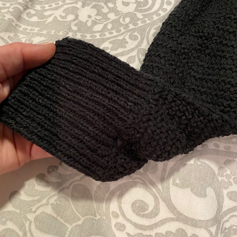 Women’s Black Vneck Tunic Sweater (3/4 sleeves) - Picture 3 of 6